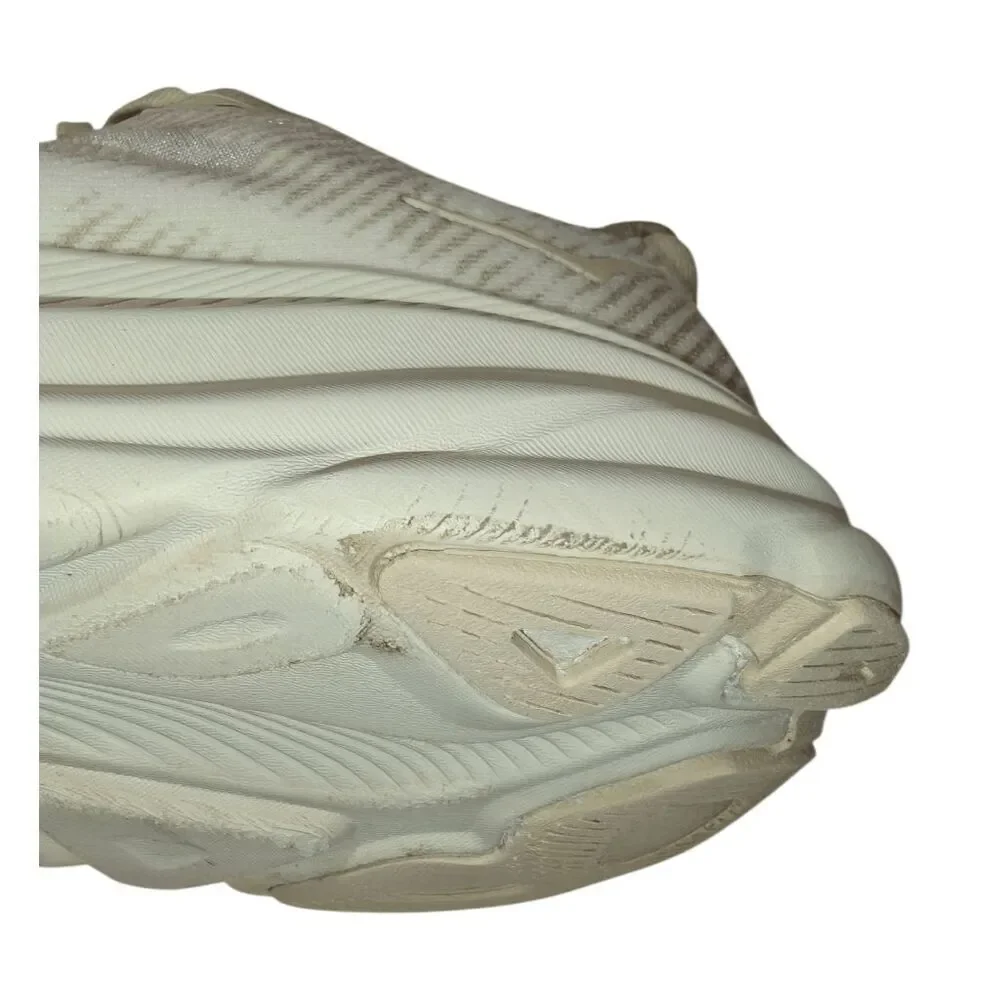 HOKA ONE ONE Clifton 9 'Shifting Sand' Running Shoes Size 7D